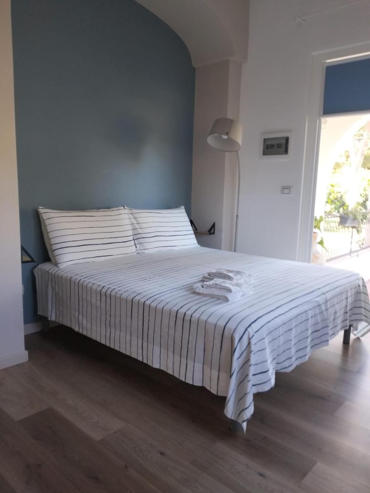 Casamare Villa Taranto Eksteriør billede